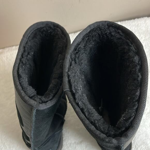 UGG Classic Tall Rubber LOGO Boots Womens 7 Sheepskin Suede Calf Length Black - Picture 6 of 7